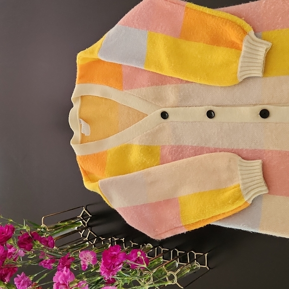 Long  Cardigan - Picture 9 of 16